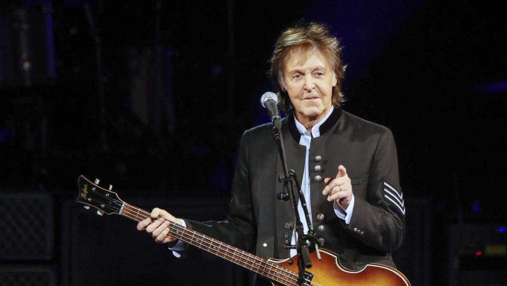 Pre-sale tickets for Paul McCartney's "Got Back" tour start Tuesday