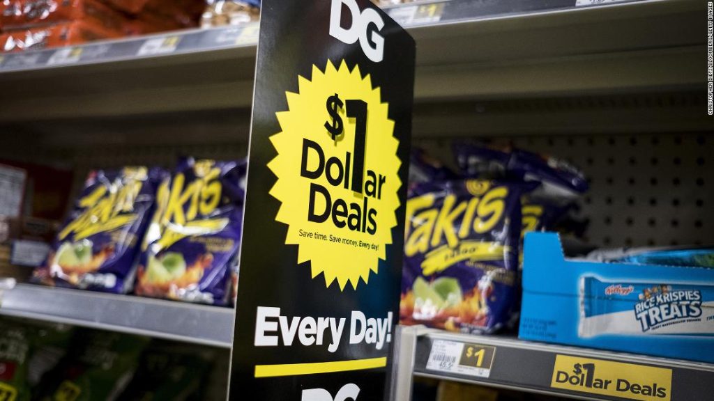 Dollar stores are fighting over 1 dollar