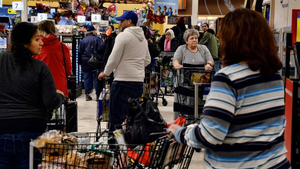 California grocery workers vote to allow strike