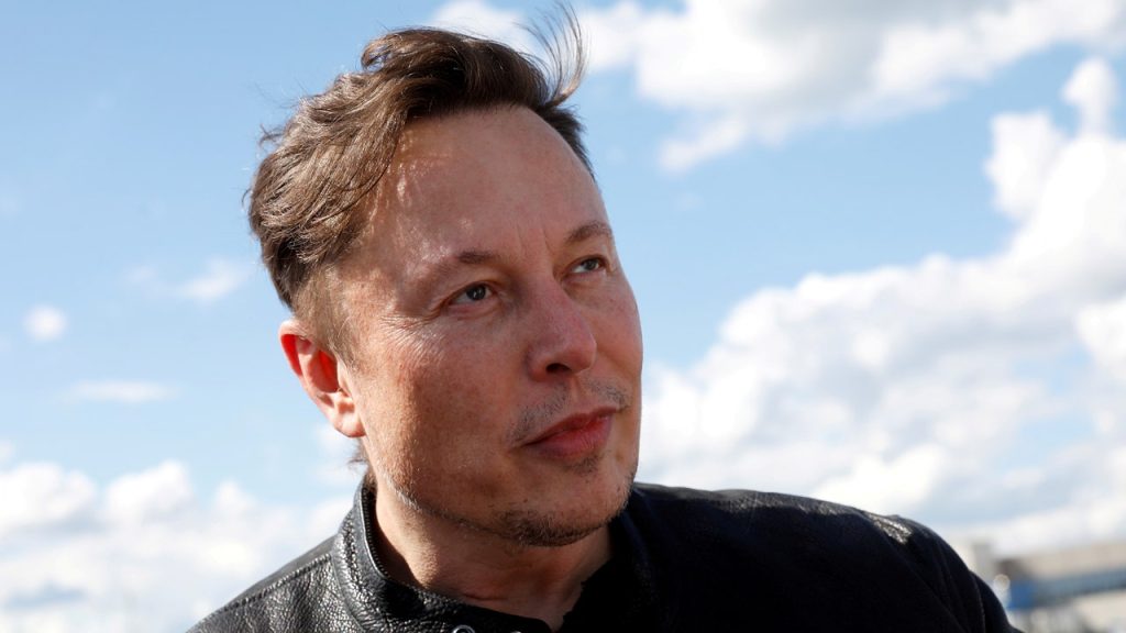 Elon Musk risks fresh battle with SEC over late report on Twitter stake