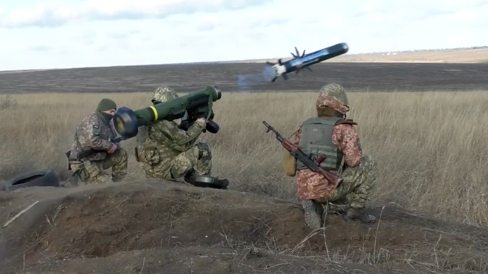 Hawks make their way in Russian debate as US arms Ukraine