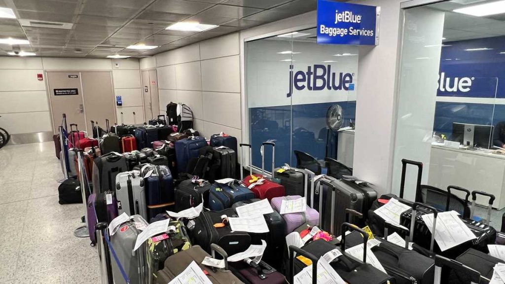 Travel problems for JetBlue customers continue in Boston, across the US