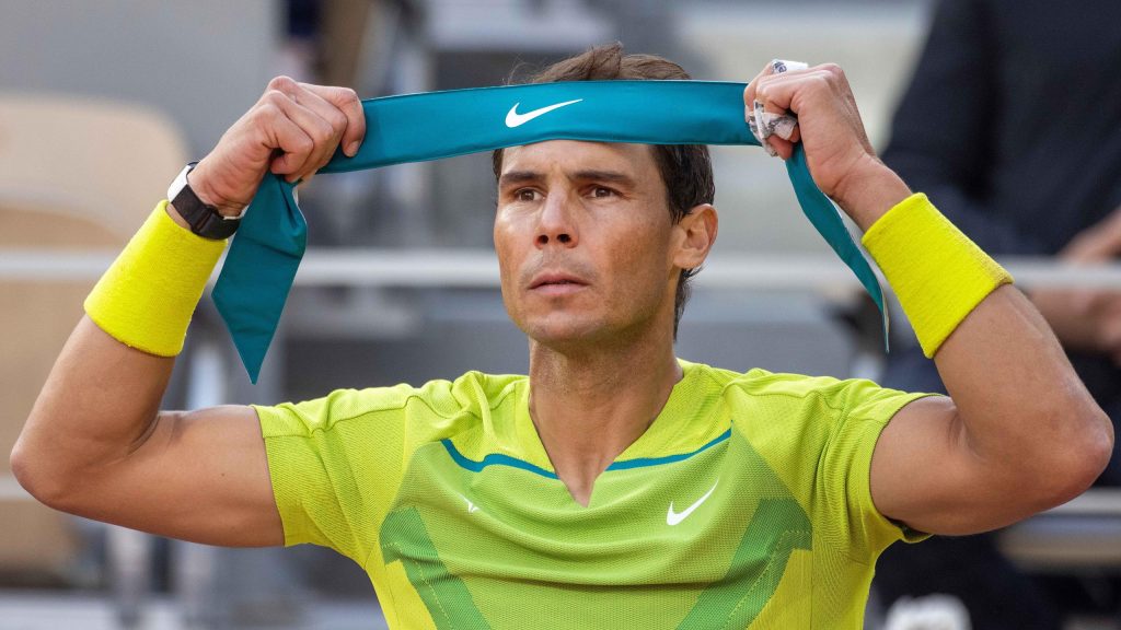 French Open - Iga Swiatek "brilliates for Rafael Nadal" against Novak Djokovic in the popular quarter-final