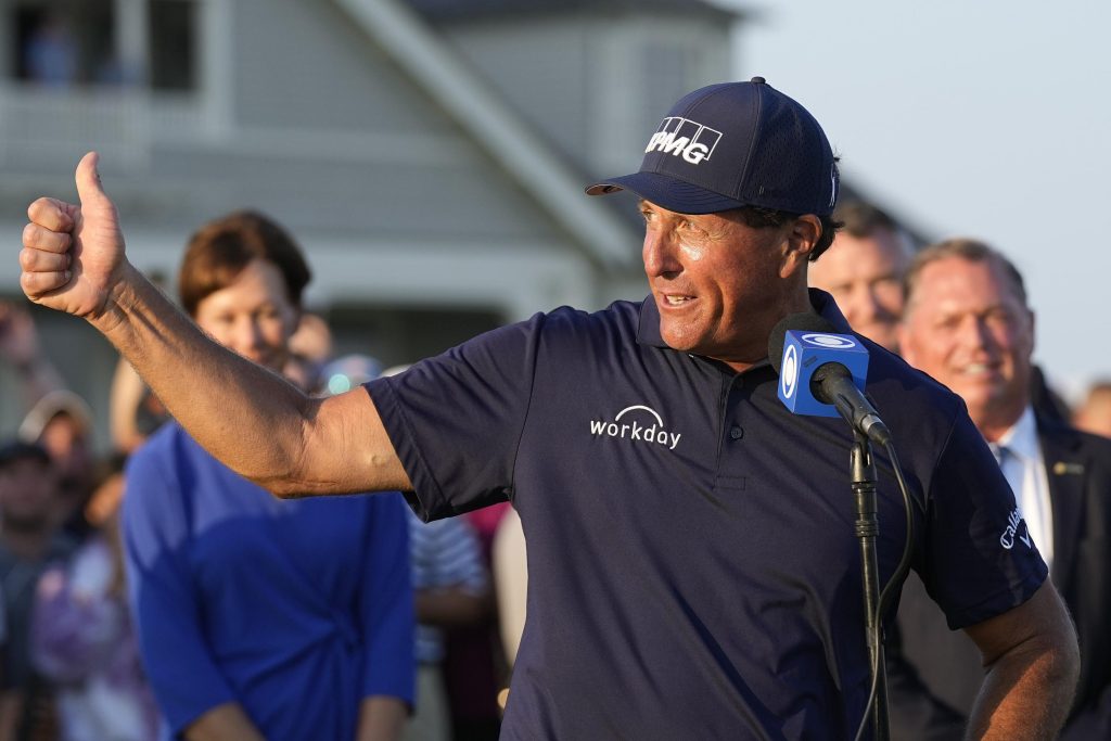 Mickelson decided not to defend the title in the PGA Championship