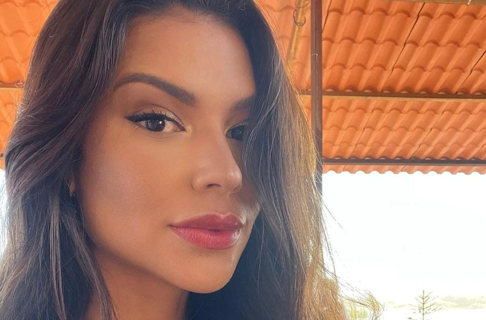 Former Miss Brazil Gliese Correa has died at the age of 27 after having her tonsils removed