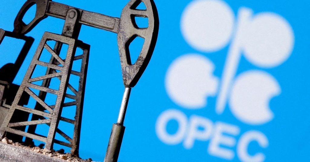 Oil prices fall on possibility that OPEC will compensate for Russian production losses