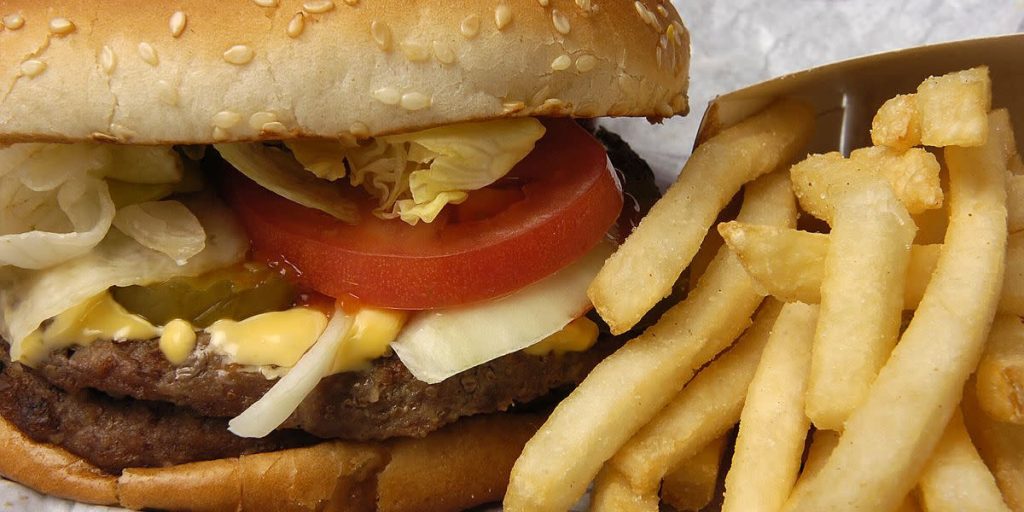 Well-kept fast food restaurant sparks new interest after viral image