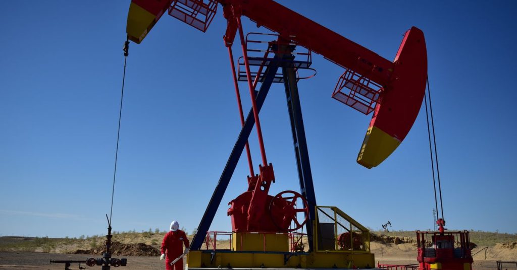 Oil prices hit their lowest levels since the Ukrainian invasion, amid fears of a recession