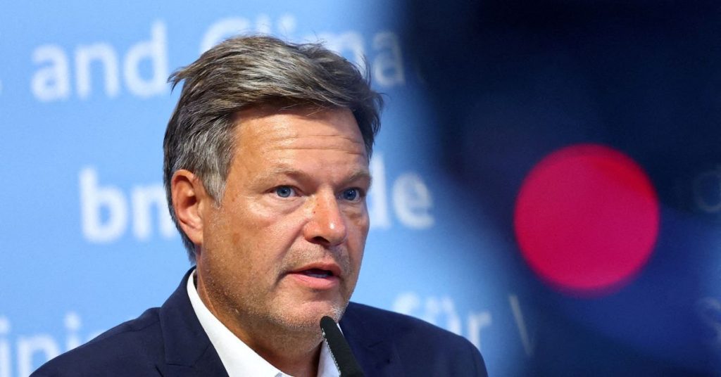 The German Economy Minister rules out the continuation of operating nuclear plants to save gas