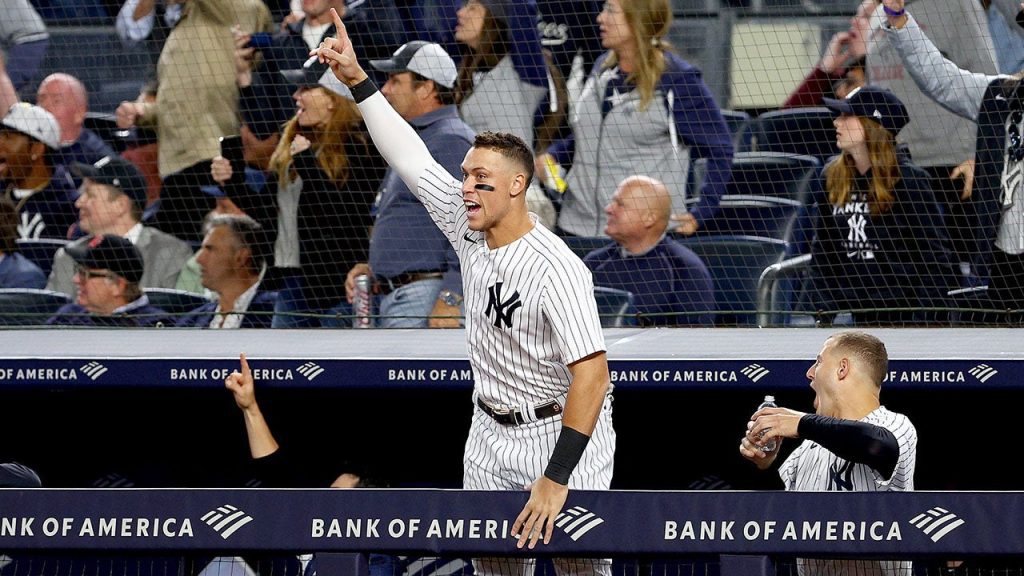 Aaron Judge misses 61 by a few feet, Yankees clinch playoff berth in home-and-away win over Red Sox