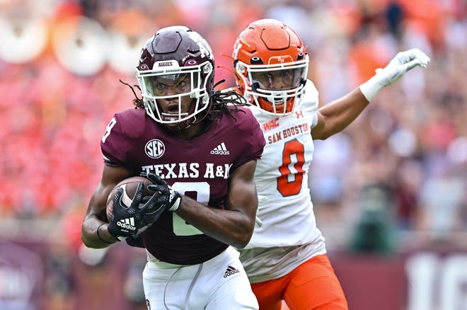 Yulkeith Brown inflicts a wide receiver from Texas A&M for a touchdown against Sam Houston State.