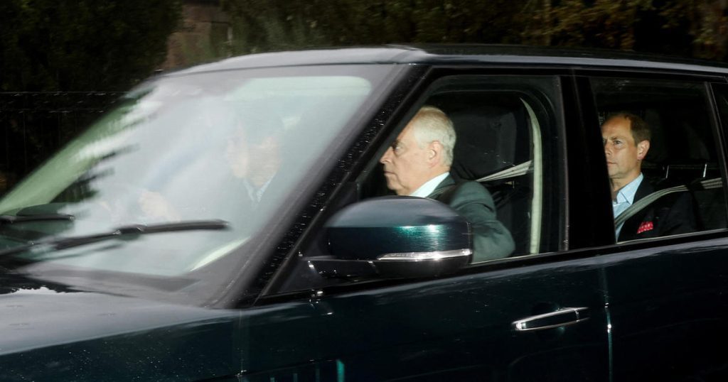 Members of the royal family arrive at Balmoral Castle with the death of Queen Elizabeth II