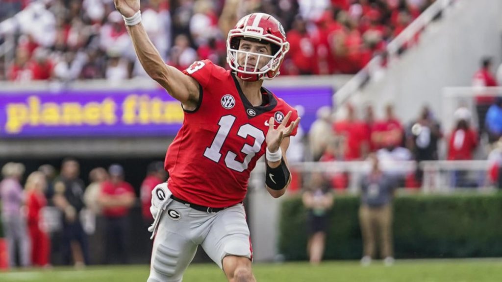 College football results, schedule, top 25 NCAA rankings, today's games: Georgia, Oregon, Washington in action