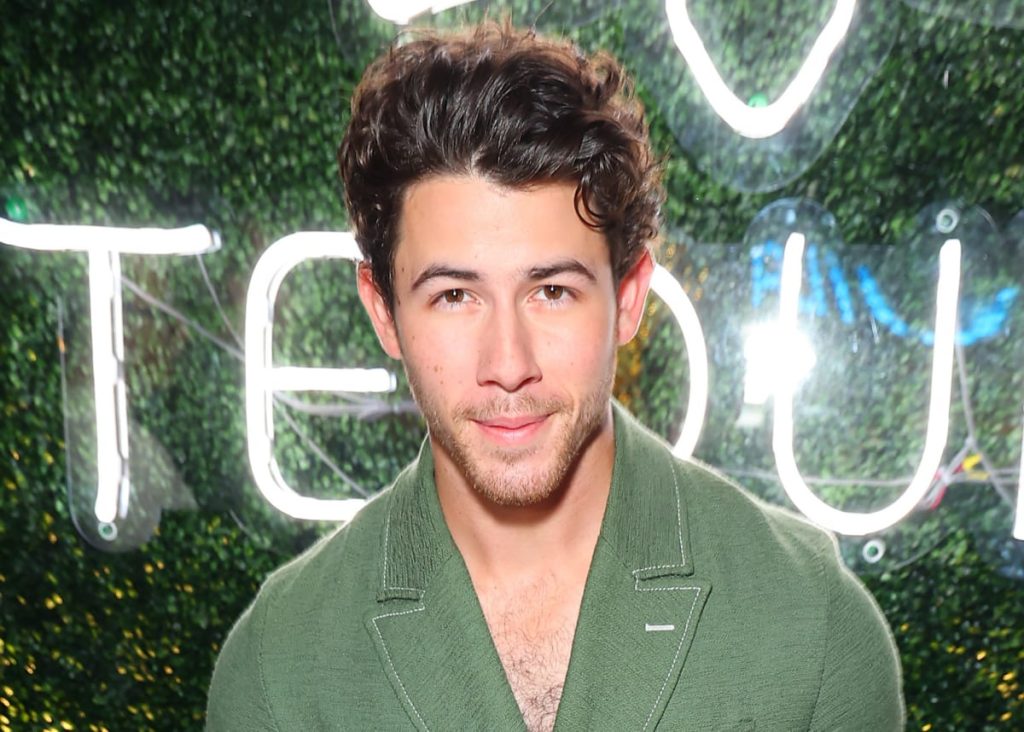 Nick Jonas delights fans with an adorable photo with Priyanka Chopra and their daughter