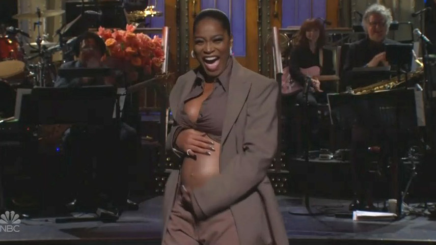 Keke Palmer announces her pregnancy in 'SNL' monologue